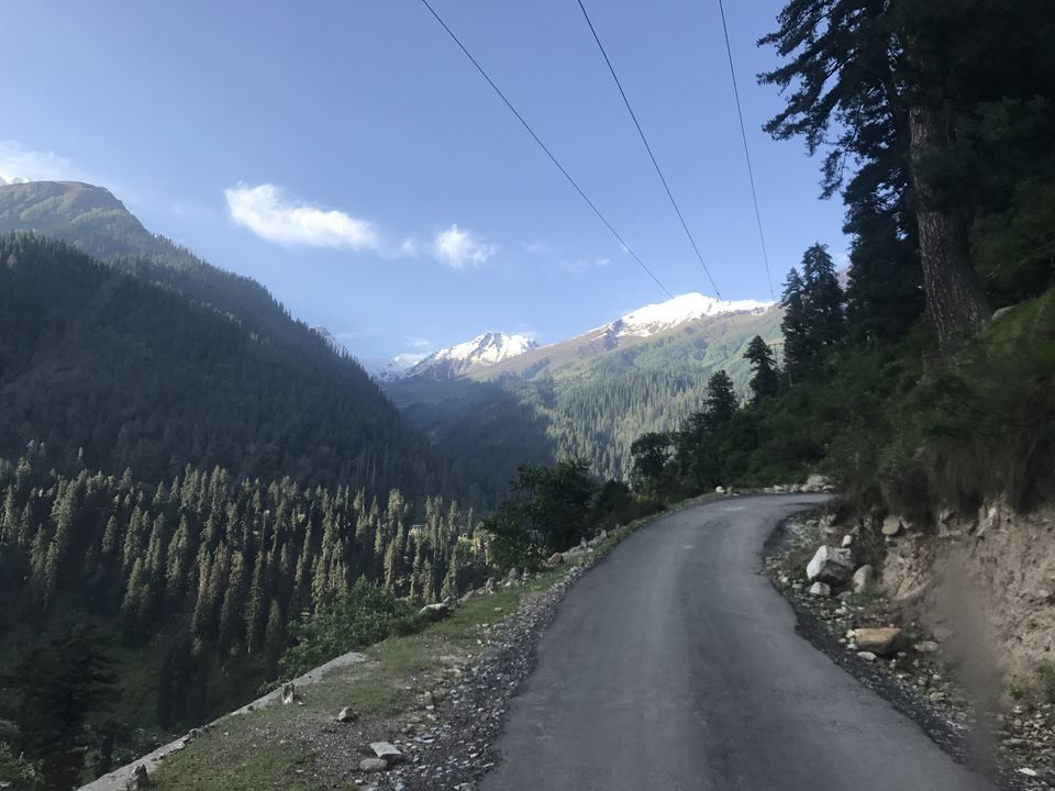 Photo of A trip to TOSH - Experience Tranquility & Solitude in between the Great Himalayas 1/1 by Prateek Yadav