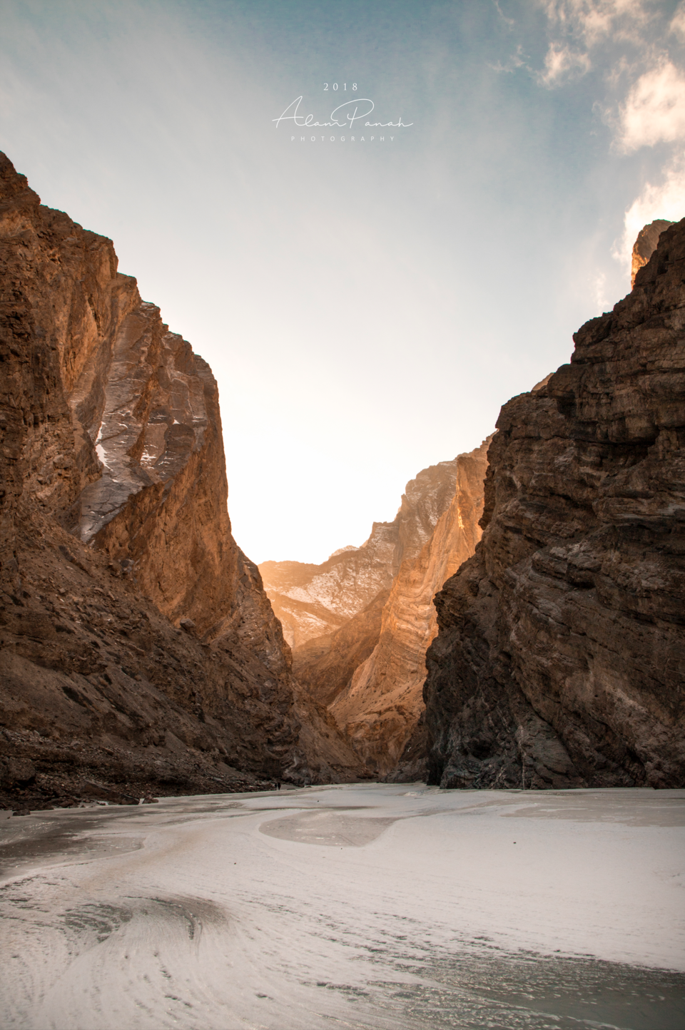 Photo of The Chadar Trek from a Photographer's perspective #BestOfTravel by Aman Alam
