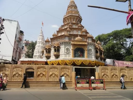 Photo of Dagdusheth Ganpati, Budhwar Peth, Pune, Maharashtra, India by Tripping With Prajakta