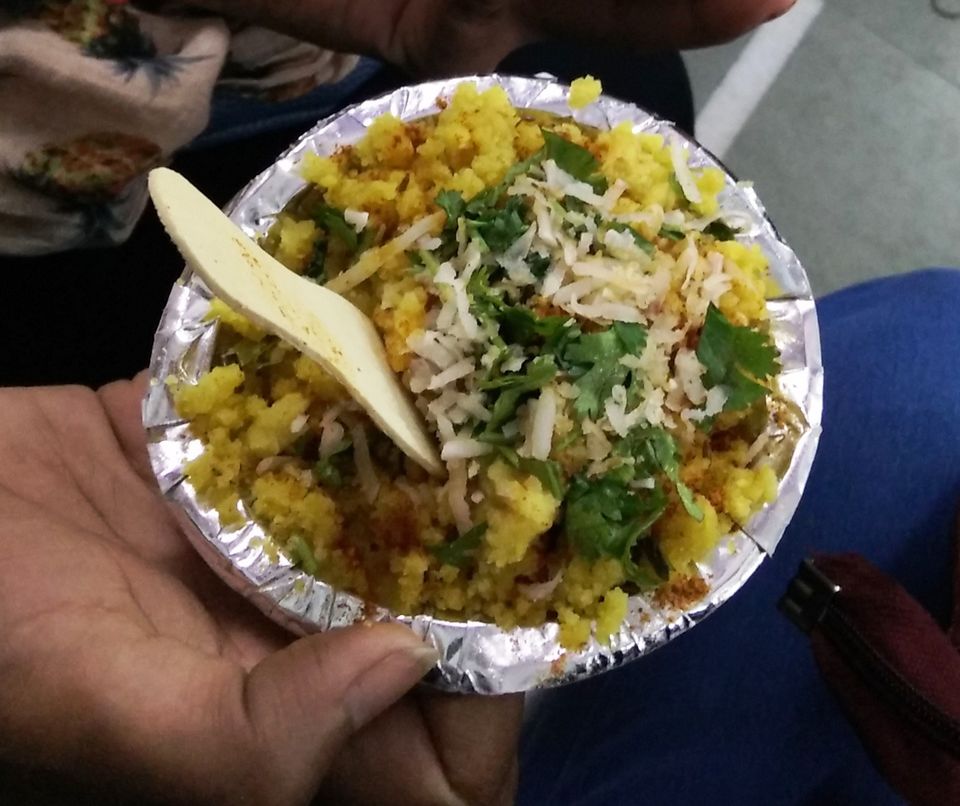 Photo of 7 Best Street Foods Under Rs 100 In An Indian City #streetfoodindia 2/9 by Tripping With Prajakta