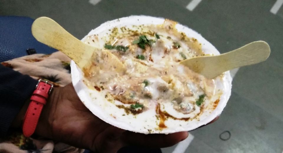 Photo of 7 Best Street Foods Under Rs 100 In An Indian City #streetfoodindia 1/9 by Tripping With Prajakta