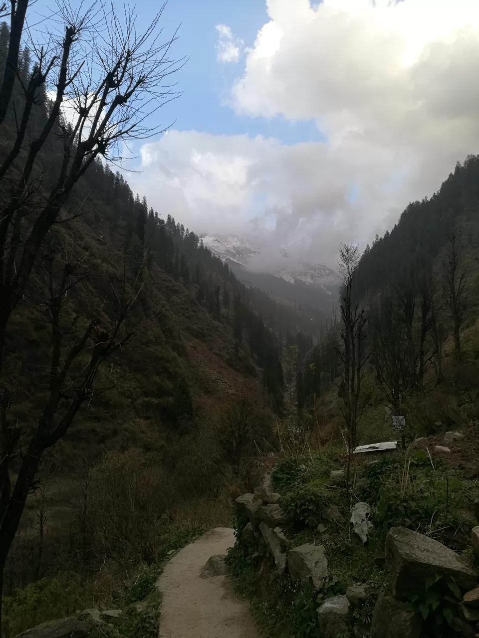 Photo of Malana village, Malana, Himachal Pradesh, India by Nainshree Goyal