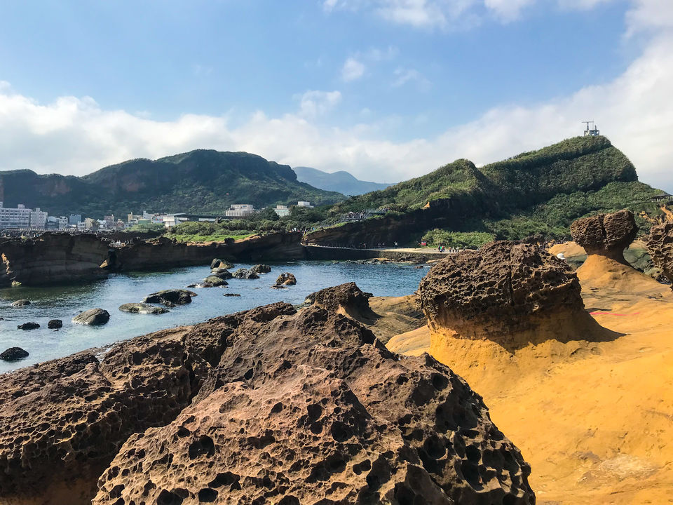 Photo of Yehliu Geopark, 港東路 Wanli District, New Taipei City, Taiwan by Tara Anne Nikezic