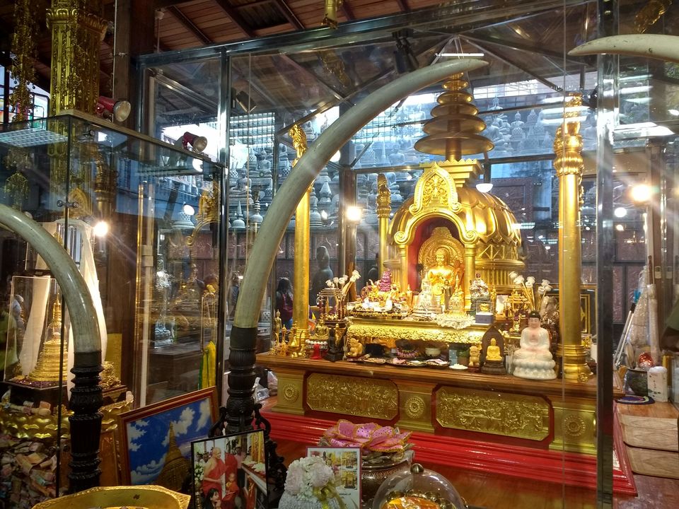 Photo of Gangaramaya Temple, Sri Jinarathana Road, Colombo, Sri Lanka by Ashish G