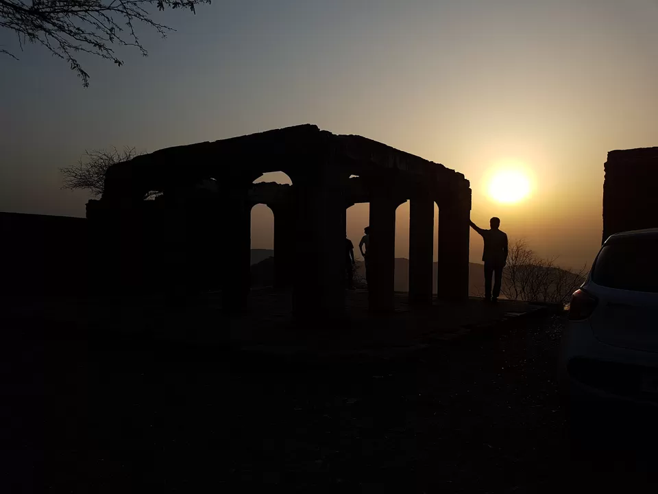 Photo of Nahargarh Fort, Krishna Nagar, Brahampuri, Jaipur, Rajasthan, India by Nisha Apoorv Gaur