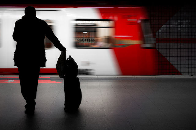 Photo of Backpack Vs. Suitcase: Which is Better and How to Know 1/3 by Aurora Chelo