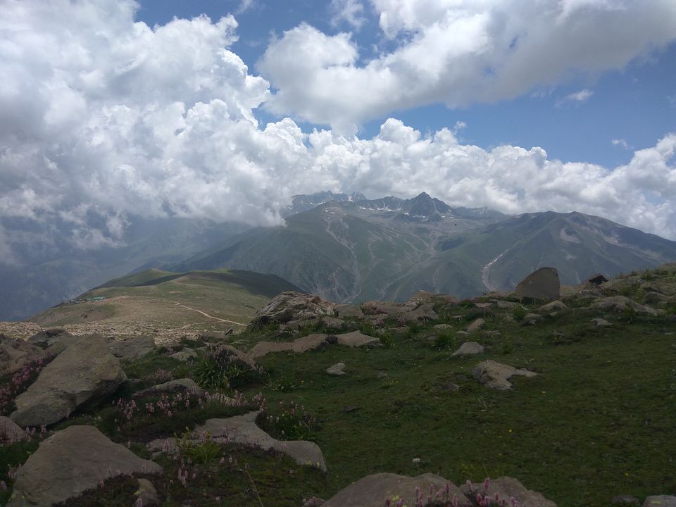 Photo of Kashmir - Gar firdaus bar-rue zamin ast, hami asto, hamin asto, hamin ast. by Keerti