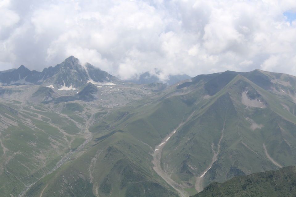 Photo of Kashmir - Gar firdaus bar-rue zamin ast, hami asto, hamin asto, hamin ast. by Keerti