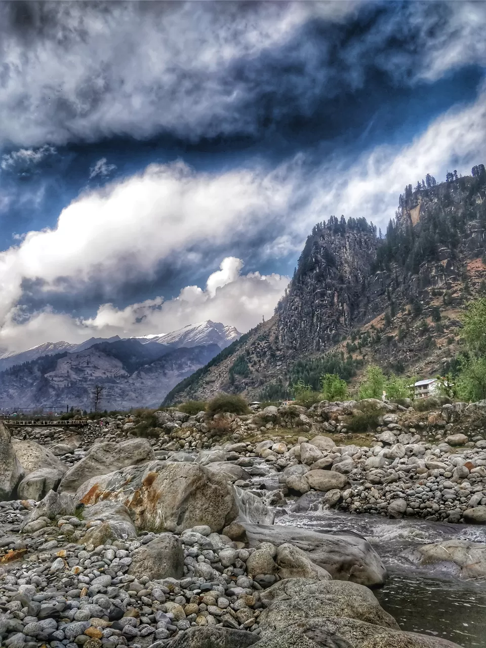 Photo of Old Manali, Manali, Himachal Pradesh, India by Sushmita Arora