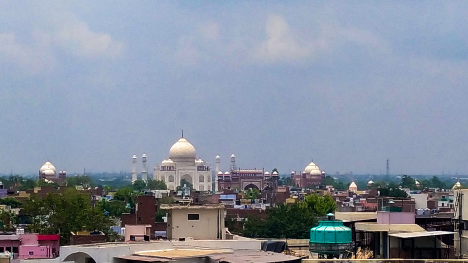 Photo of The Gateway Hotel Fatehabad Road Agra, Fatehabad Road, Bagichi, Tajganj, Agra, Uttar Pradesh, India by Wayfareralivia