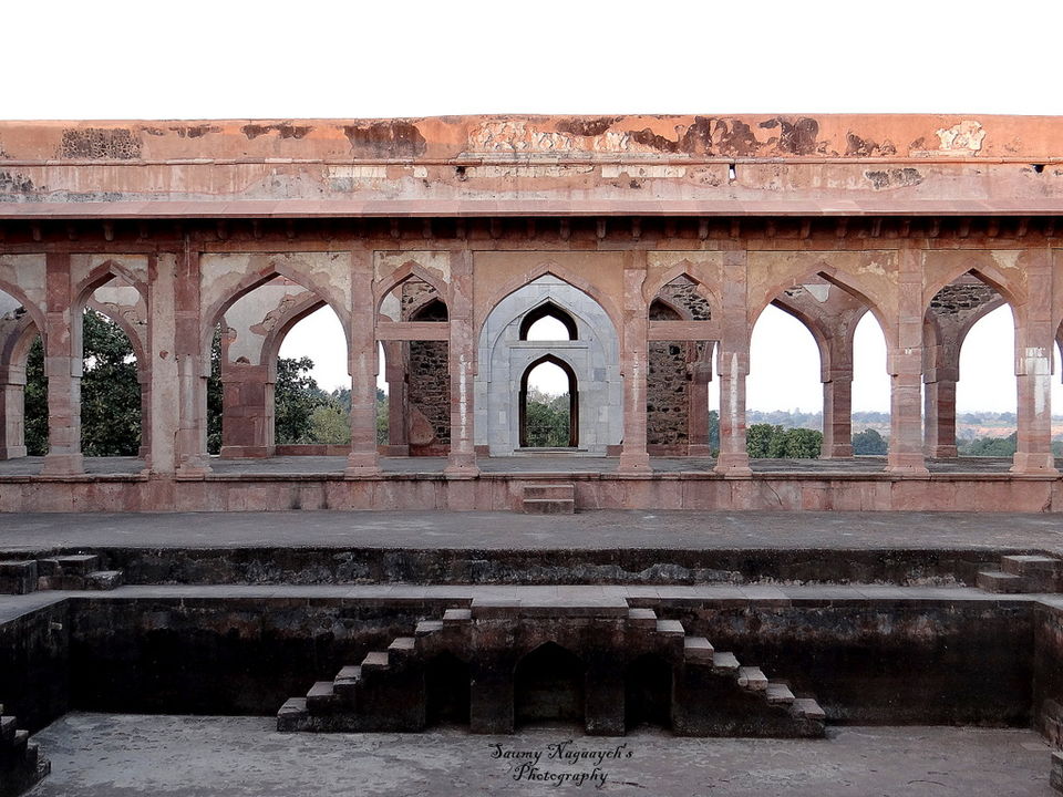 Photo of Baz Bahadur's Palace, Mandu Road, Mandav, Madhya Pradesh, India by Saumy Nagayach
