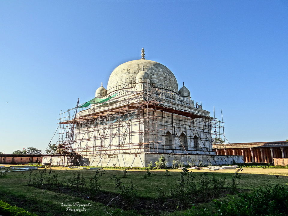 Photo of Hoshang Shah Tomb, Mandu, Mandav, Madhya Pradesh, India by Saumy Nagayach