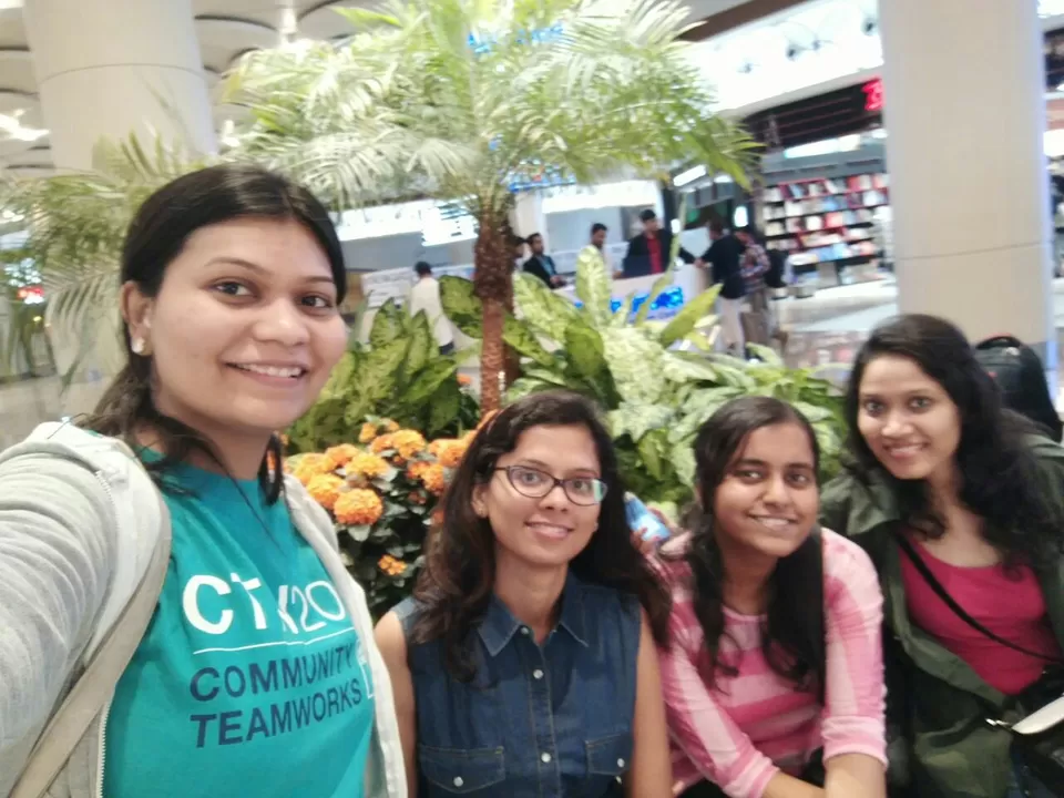 Photo of Mumbai Airport (BOM), Mumbai, Maharashtra, India by Samidha