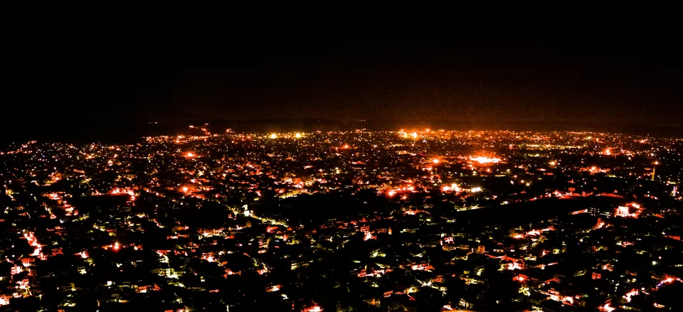 Photo of Nahargarh Road, Kishanpole Bazar, Chandpole Bazar, Jaipur, Rajasthan, India by Dhruv Singh