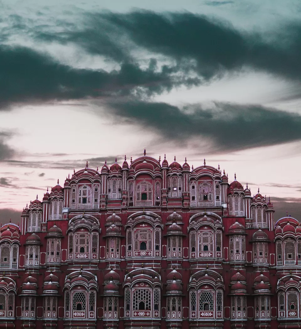 Photo of Hawa Mahal Road, Gangori Bazaar, J.D.A. Market, Kanwar Nagar, Jaipur, Rajasthan, India by Santshree Sinha