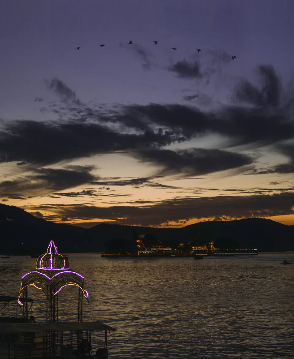 Photo of Lake Pichola, Pichola, Udaipur, Rajasthan by Santshree Sinha