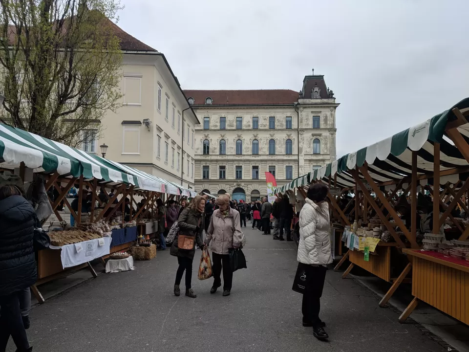 Photo of Ljubljana Central Market, Ljubljana, Slovenia by Kavitha Preetha