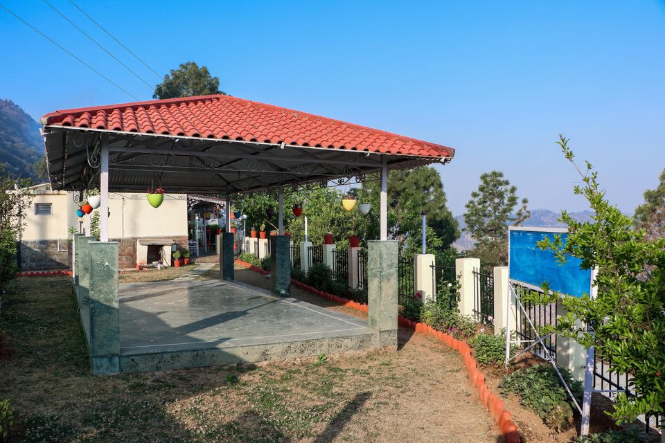 Photo of Mumukshu Resort, Devprayag - Pauri Road, Pauri, Uttarakhand, India by Beparwah Parinda