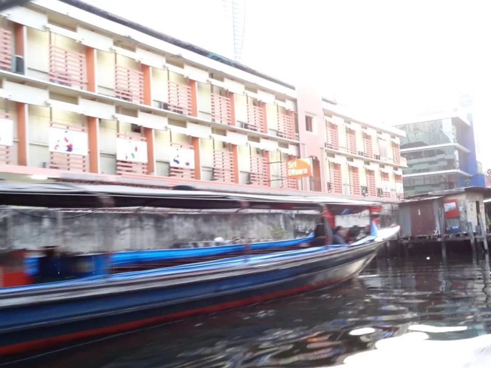 Photo of Bangkok, Thailand by SWARNABHA DUTTA
