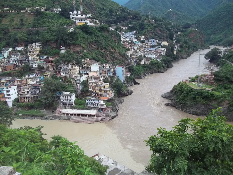 Photo of Rishikesh, Uttarakhand, India by SWARNABHA DUTTA