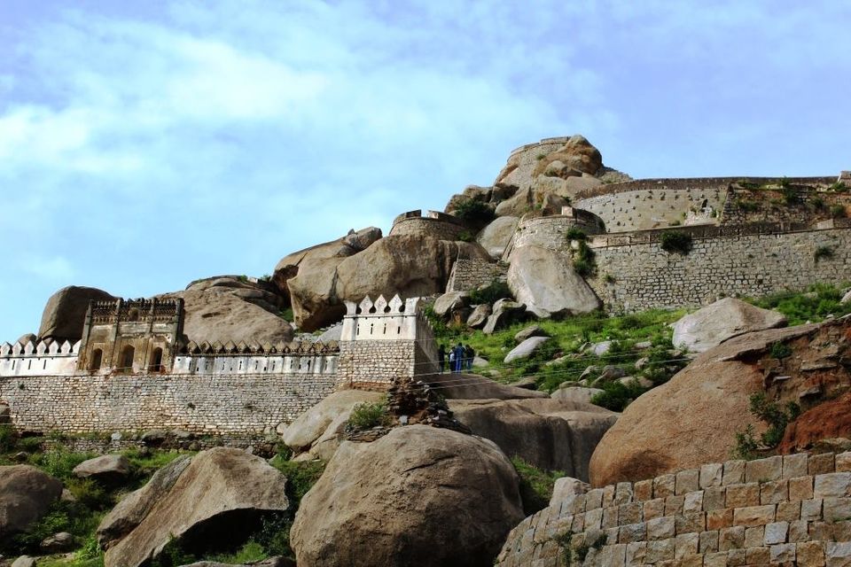 Photo of Madhugiri fort Trek 2/12 by sagar sakre