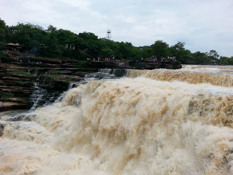 Photo of Devdari Waterfall, Uttar Pradesh by Dr Neeraj Garg