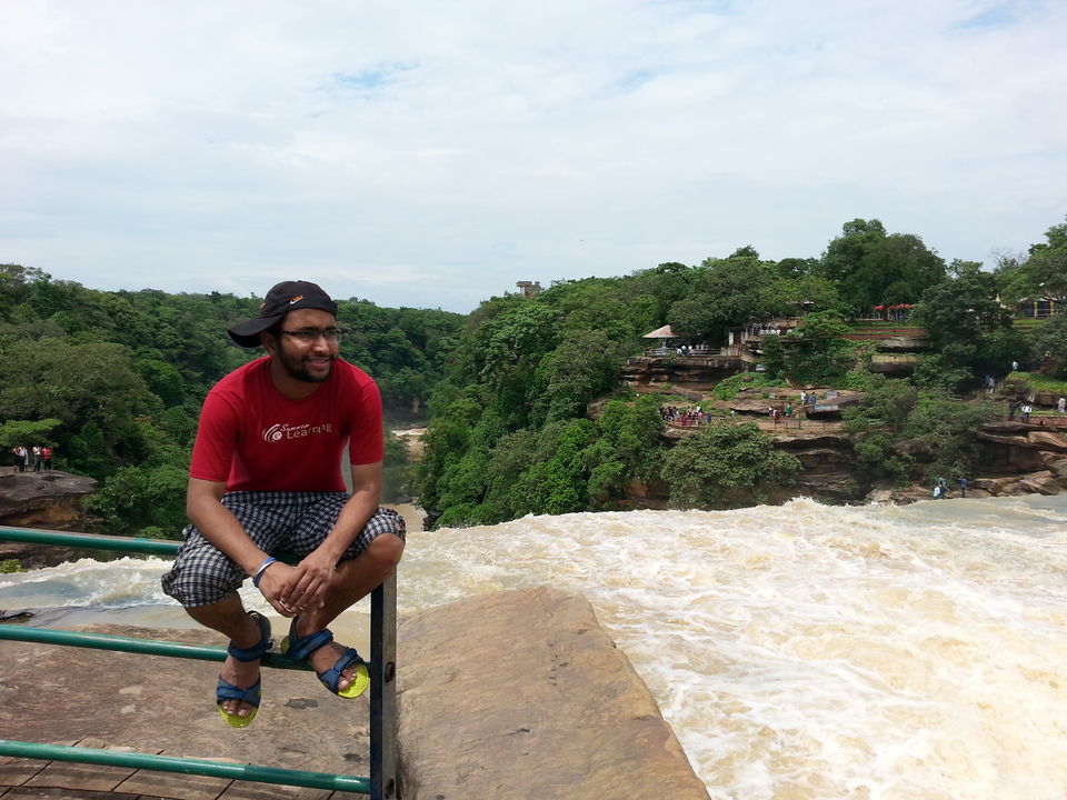 Photo of Devdari Waterfall, Uttar Pradesh by Dr Neeraj Garg
