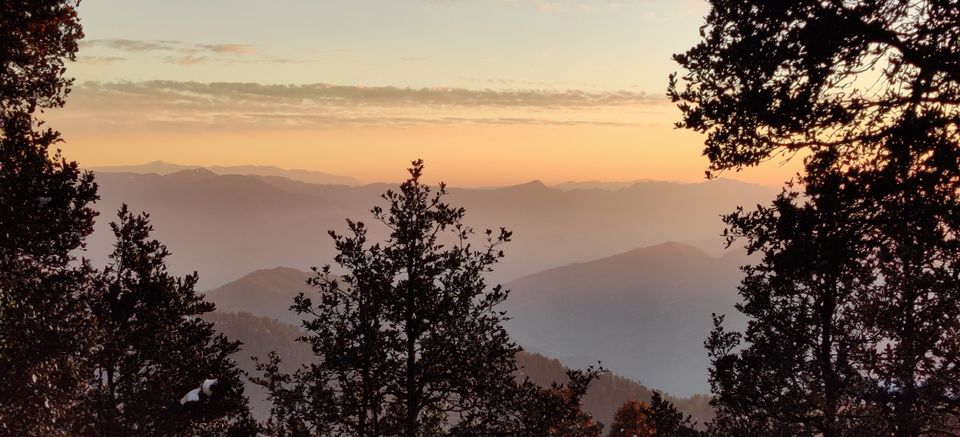 Photo of The Pristine Paths of Jibhi-Jalori Pass by Aparupa Datta