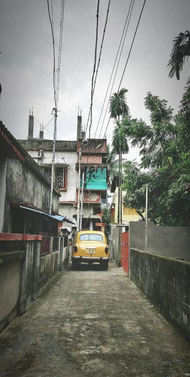 Photo of A photowalk through the streets of Calcutta by Aparupa Datta