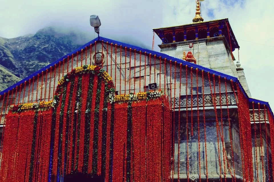 Photo of Kedarnath Temple, Kedarnath, Uttarakhand, India by Amyth Singh 