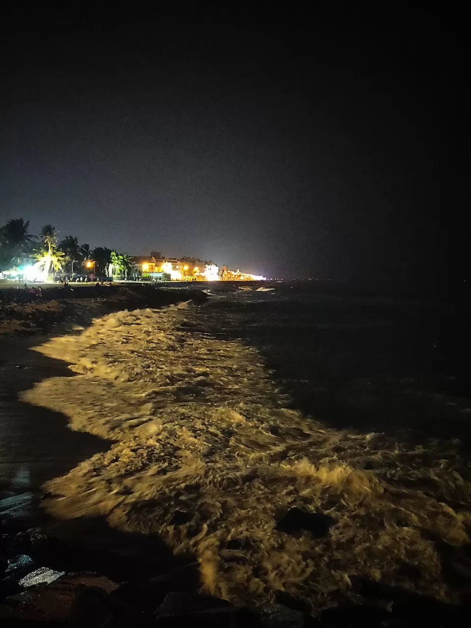 Photo of Rock Beach, White Town, Puducherry, India by Akshay Gawde