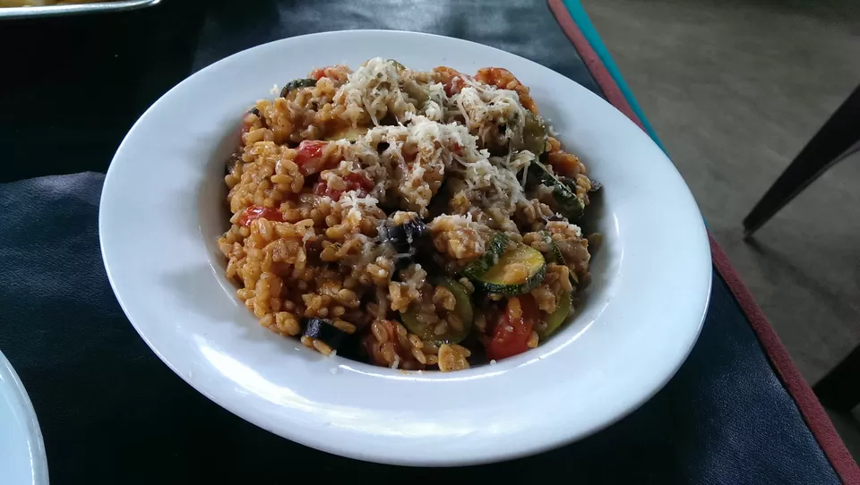 Photo of Tanto Pizzeria, Auroville, Tamil Nadu, India by Dipshikha Pal Chafle