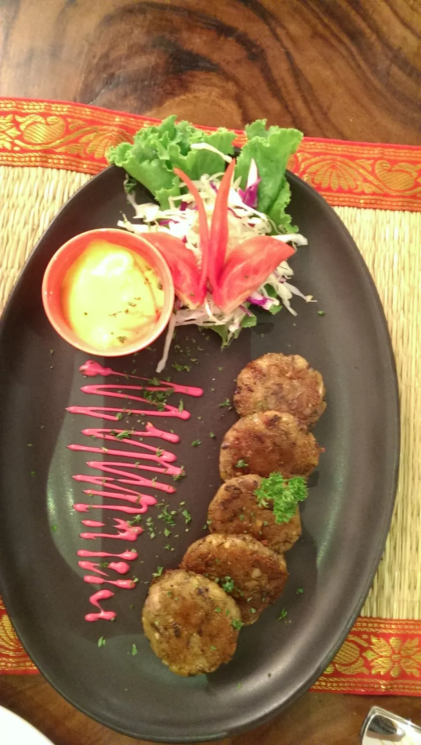 Photo of Les Saveurs, Dumas Street, White Town, Puducherry, India by Dipshikha Pal Chafle