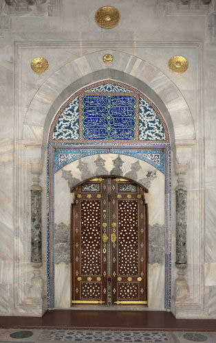 Photo of The Perfect Way to Spend 24 Hours in Istanbul by Ragini Mehra