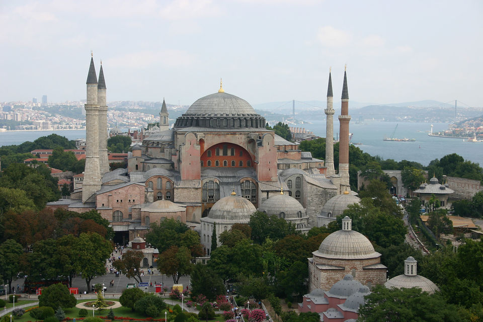 Photo of The Perfect Way to Spend 24 Hours in Istanbul by Ragini Mehra