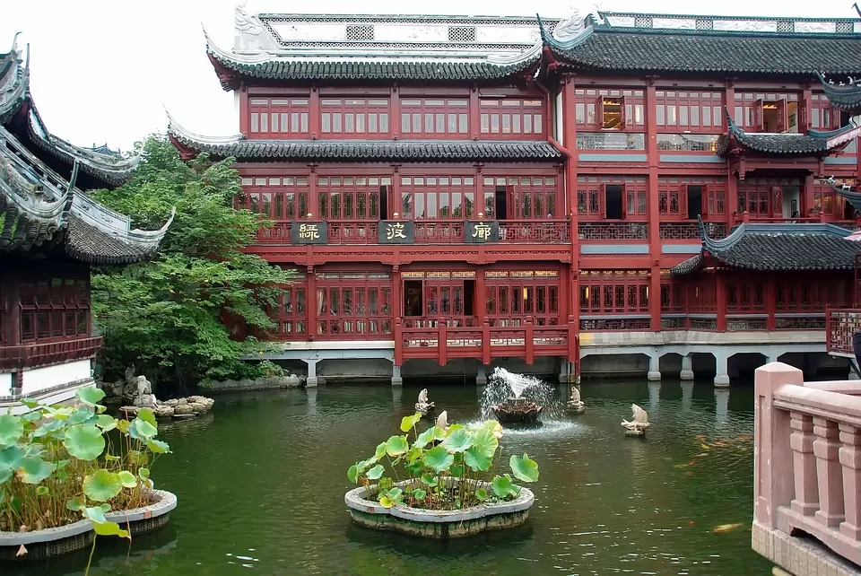 Photo of Shanghai, China by Ragini Mehra