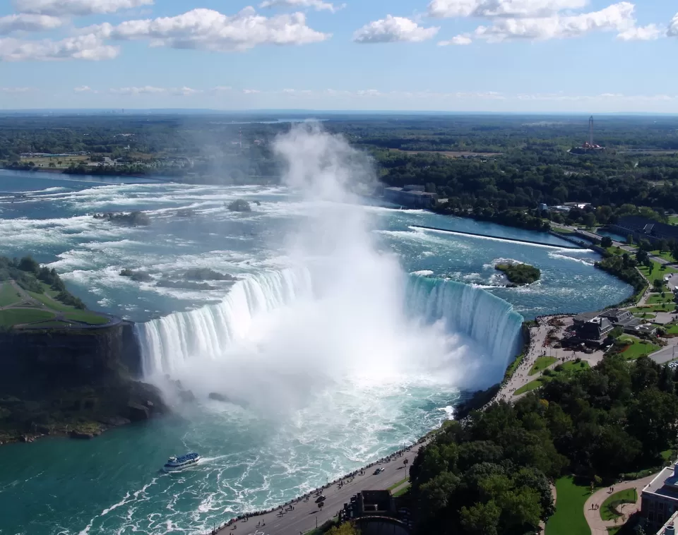Photo of Niagara Falls, ON, Canada by Ragini Mehra