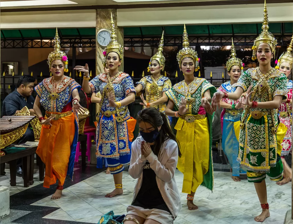 Photo of Erawan Shrine, Ratchadamri Road, Lumphini, Pathum Wan, Bangkok, Thailand by Ragini Mehra