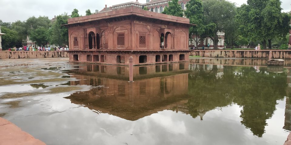 Photo of Exploring the sculptures of Lal Qila (Red Fort), Delhi by pranav