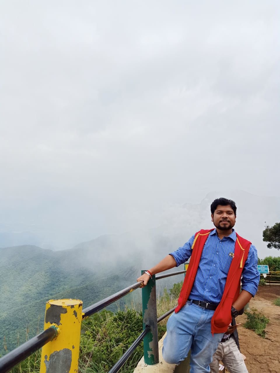 Photo of Lamb's Rock, Burliyar, Tamil Nadu, India by Debabrata Nayak