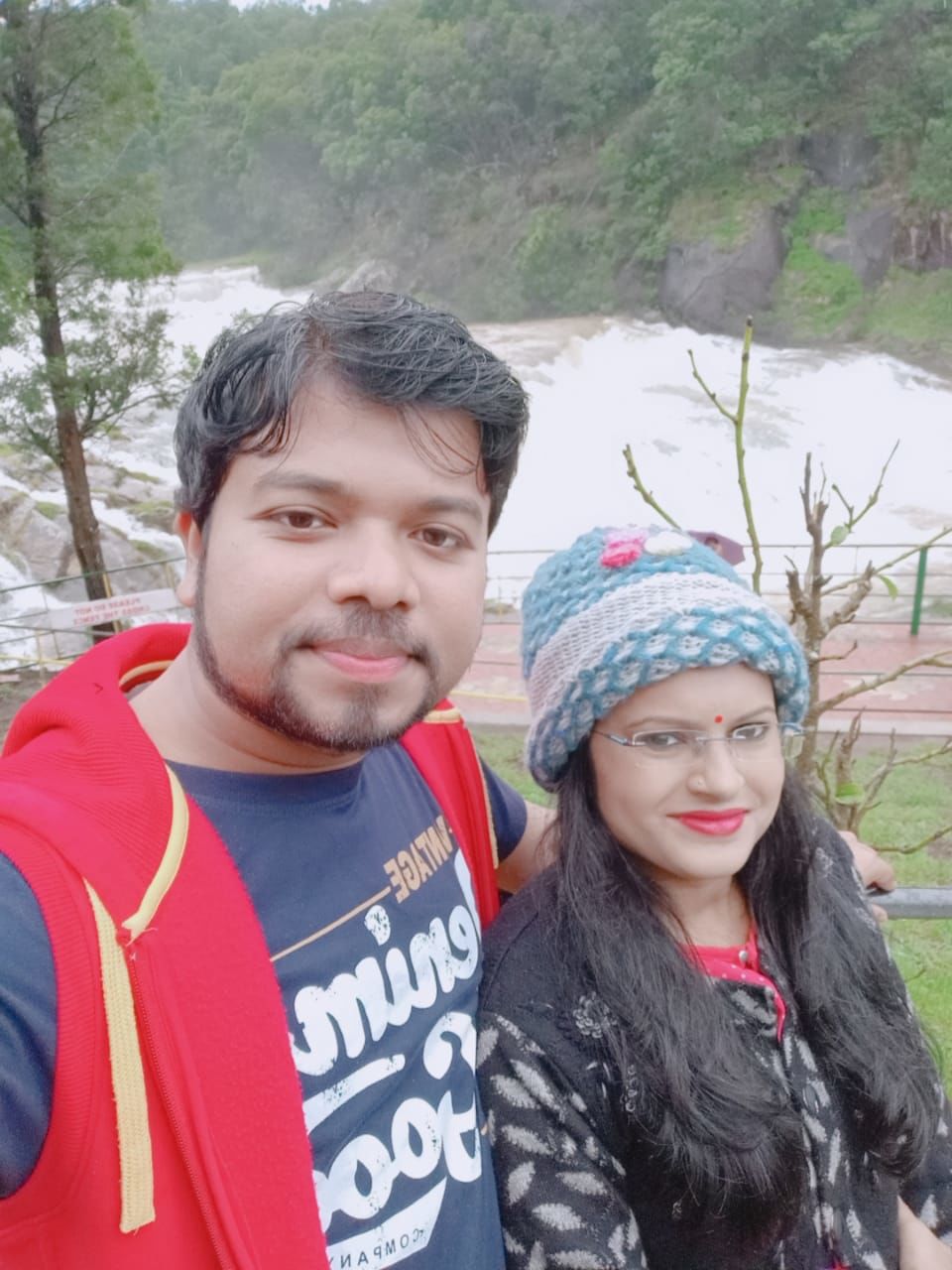 Photo of Pykara WaterFalls, Pykara, Sholur, Tamil Nadu, India by Debabrata Nayak