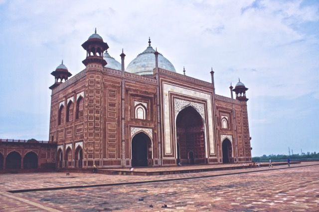 Photo of Taj Mahal, Dharmapuri, Tajganj, Agra, Uttar Pradesh, India by Abhishek Khanna