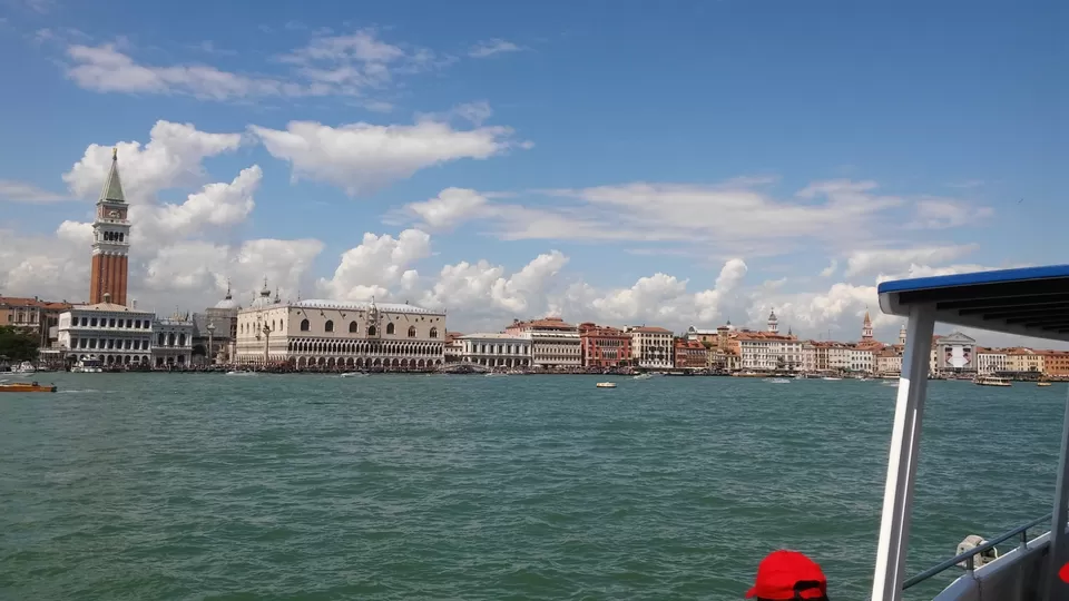 Photo of Is Venice Worth Wading Through Endless Crowds? by Thamanna Kotta