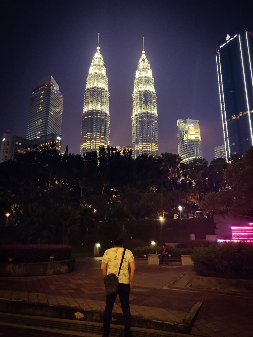 Photo of Petronas Twin Towers, Kuala Lumpur City Centre, Kuala Lumpur, Federal Territory of Kuala Lumpur, Malaysia by Aditya Saini