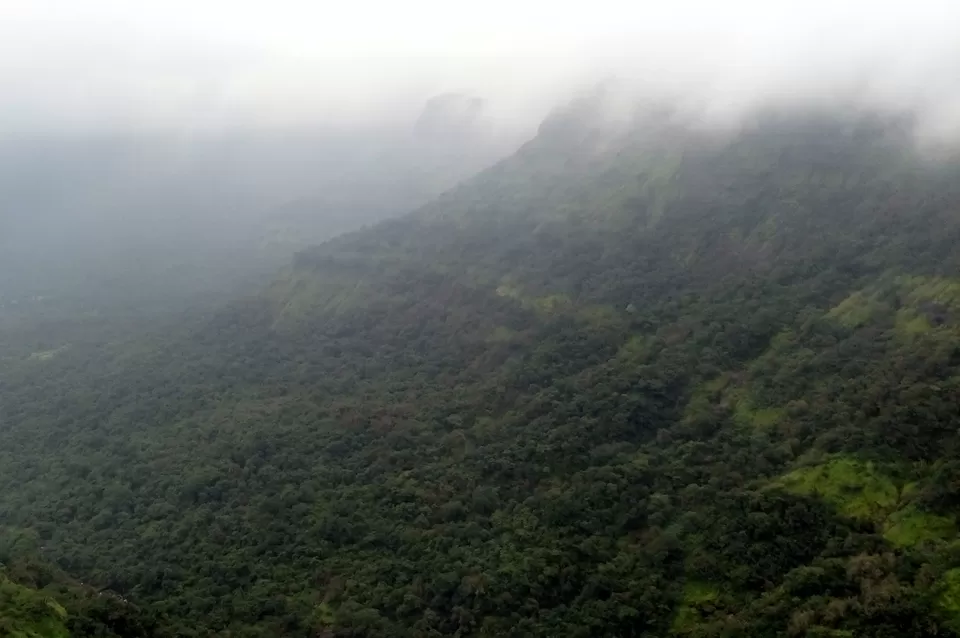 Photo of Malshej Ghat, Maharashtra by Shubham Saxena