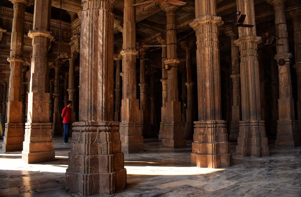 Photo of This is what I discovered while strolling in India's First heritage city by UNESCO by Shubham Saxena