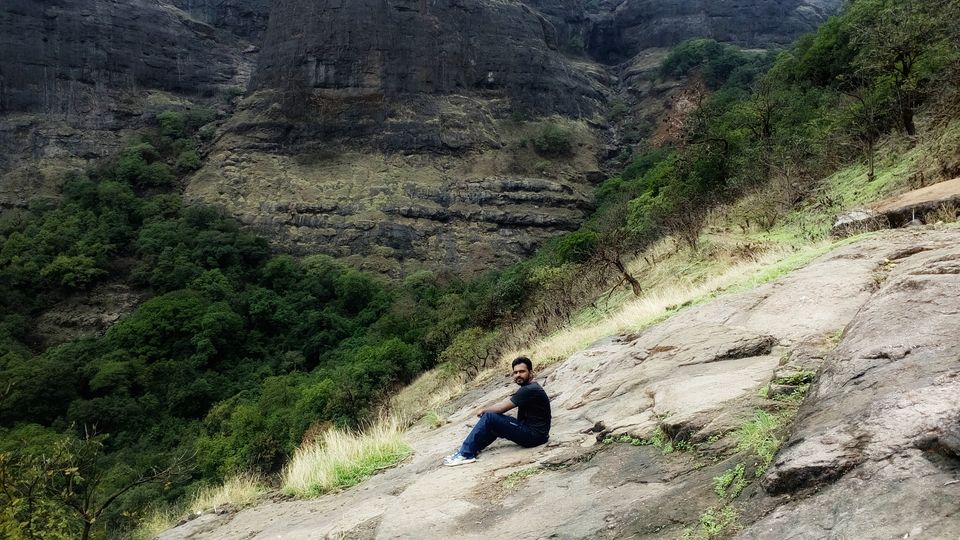 Photo of Will You Dare to Trek this Centuries Old Fort and Ancient Caves in Sahyadri ? by Shubham Saxena