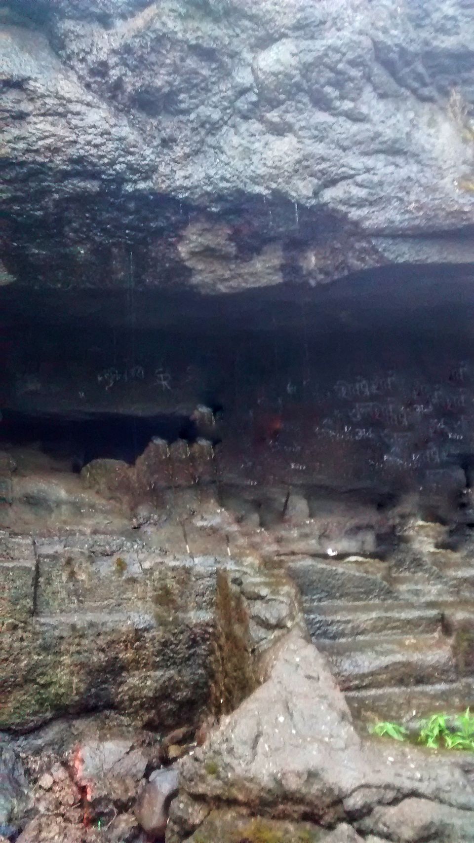 Photo of Will You Dare to Trek this Centuries Old Fort and Ancient Caves in Sahyadri ? by Shubham Saxena