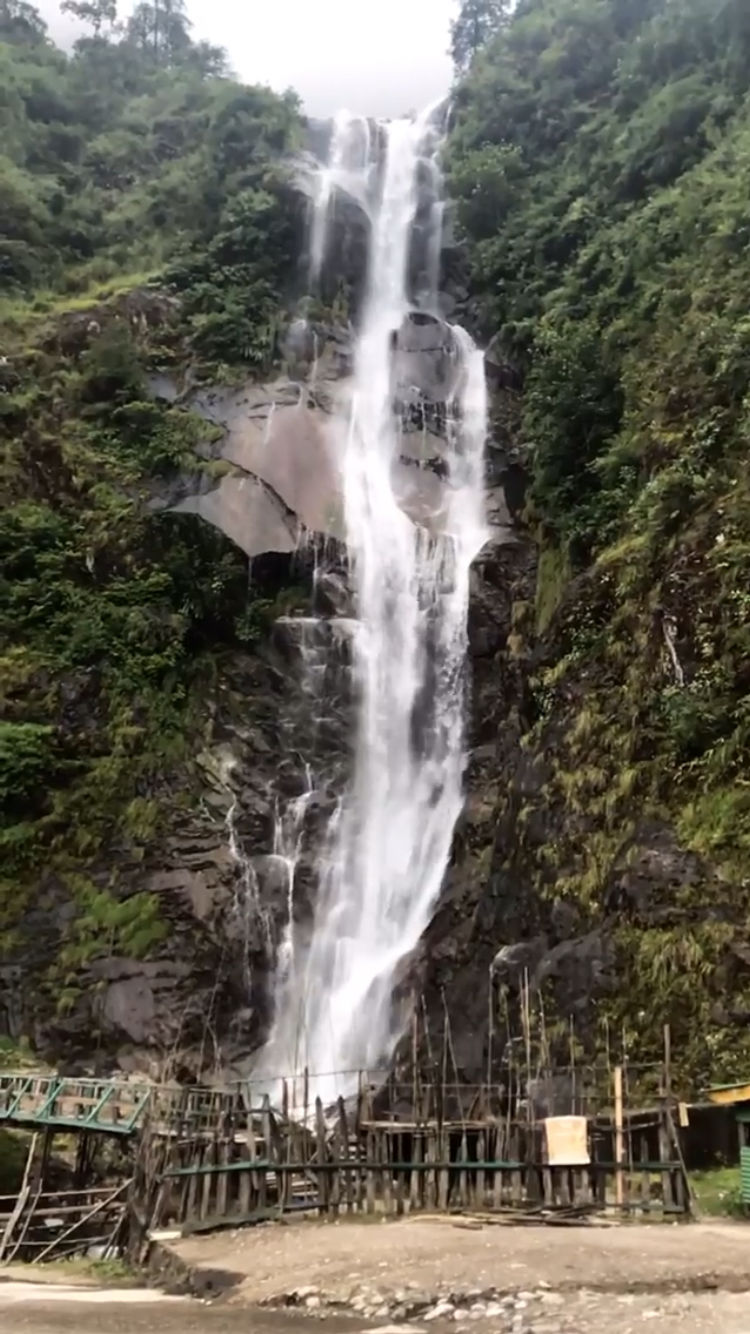 Photo of Lachen, Sikkim, India by Anuj Khandelwal