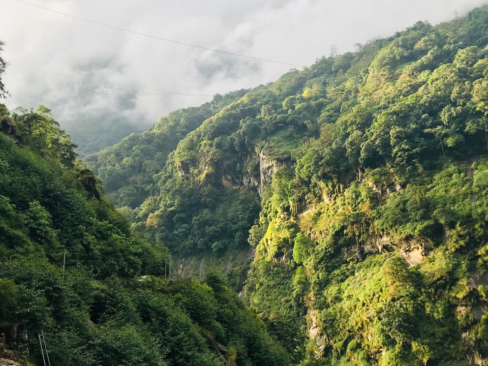 Photo of Lachen, Sikkim, India by Anuj Khandelwal